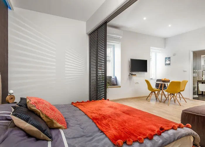 Kappa Apartments