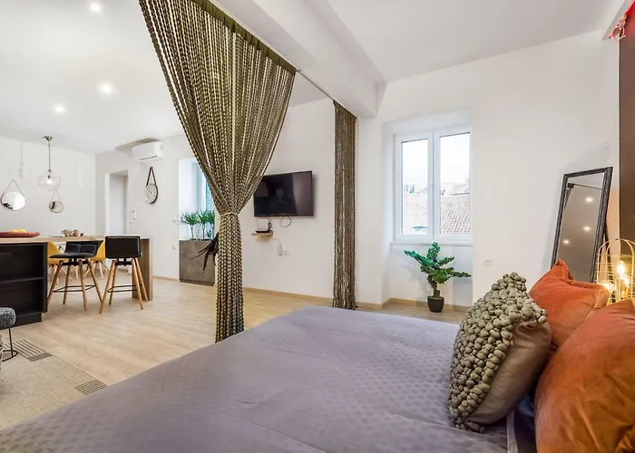 Kappa Apartments