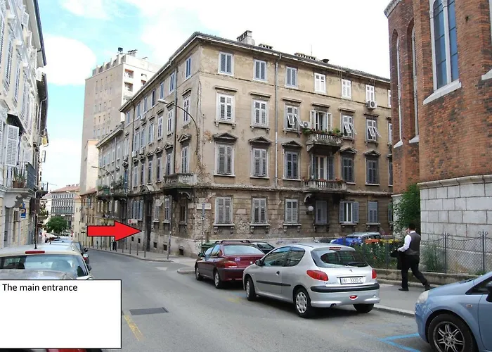 Kappa Apartments